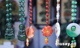 翡翠花件都有什么寓意 翡翠花件都有什么寓意书籍