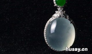 翡翠一般多少钱 纤维柱粒交织结构翡翠一般多少钱