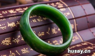 云南翡翠价格 云南翡翠价格表和图片