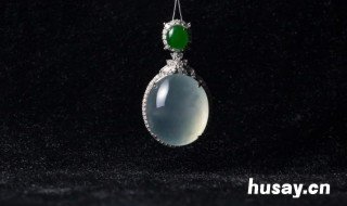 翡翠酸洗纹 翡翠酸洗纹在表面还是内部