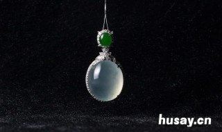 假翡翠对身体有害吗 假翡翠对身体有害吗女生