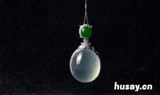 是玉好还是翡翠好 翡翠好,还是玉好