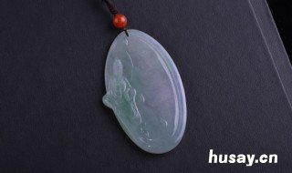 乌鸡种翡翠值钱吗 乌鸡种翡翠有价值吗