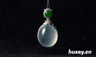 白翡翠值钱吗 白翡翠值钱吗知乎