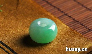 怎样看翡翠原石 怎样看翡翠原石的蟒