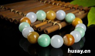 翡翠玉值钱吗 玉值钱还是翡翠值钱