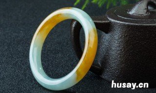 翡翠有黄翡好吗 什么样的黄翡好