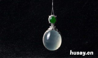 白色冰种翡翠 白色冰种翡翠手镯