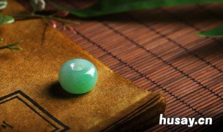 糯冰种翡翠值钱吗 翡翠糯种值钱还是冰种值钱