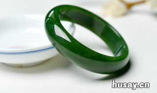 翡翠为什么升值 翡翠的升值空间到底有多大